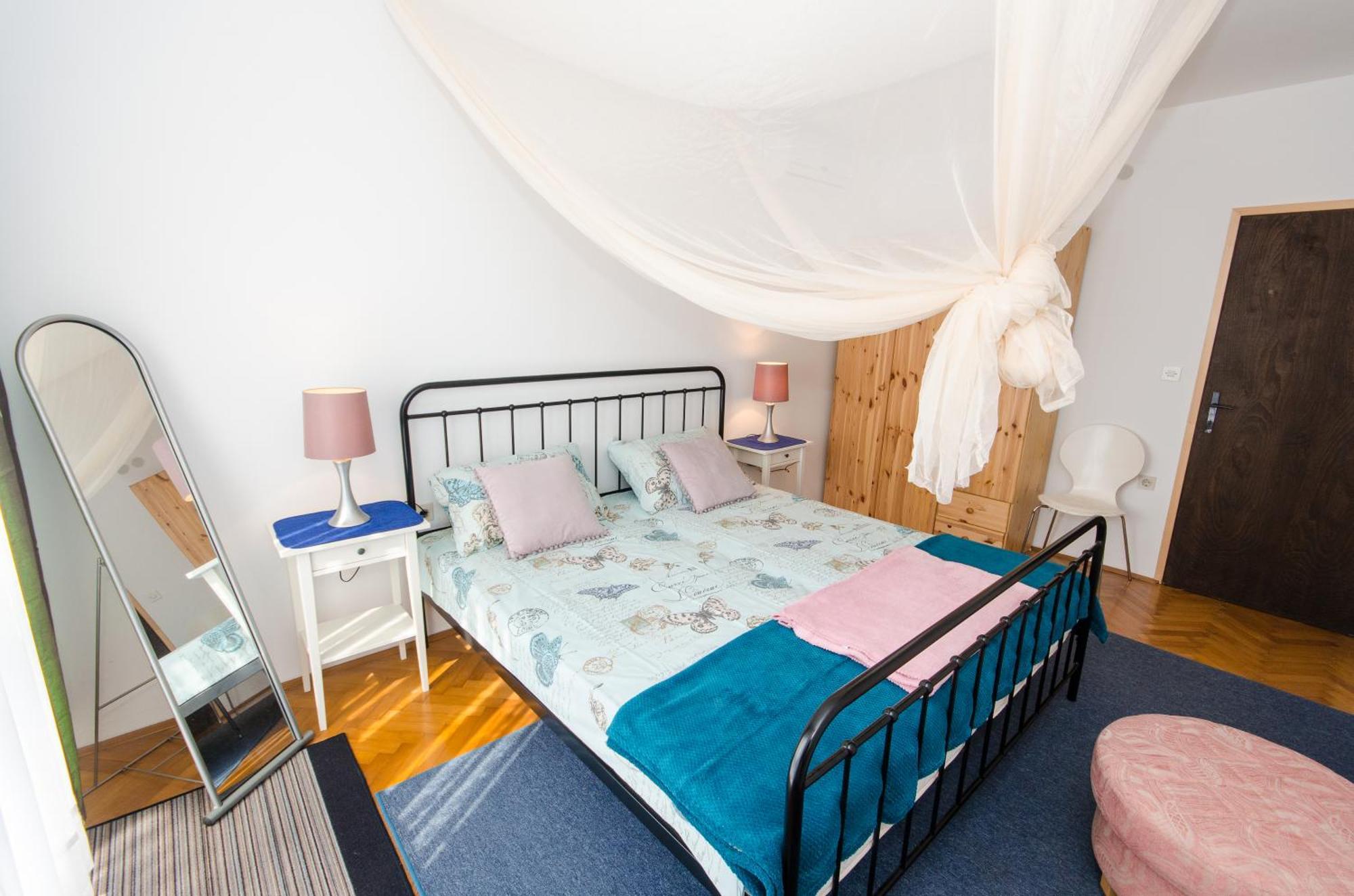 Molo View Apartma *